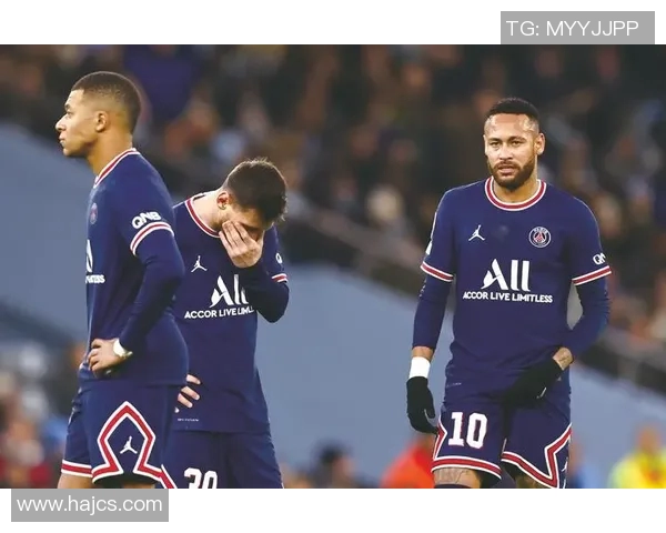 巴黎圣日耳曼在法甲联赛中取得6连胜，C罗和梅西双双进球助球队领跑积分榜