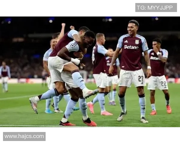 多特蒙德主场失利,德甲前三角逐胶着 多特蒙德主场失利,德甲前三角逐胶着