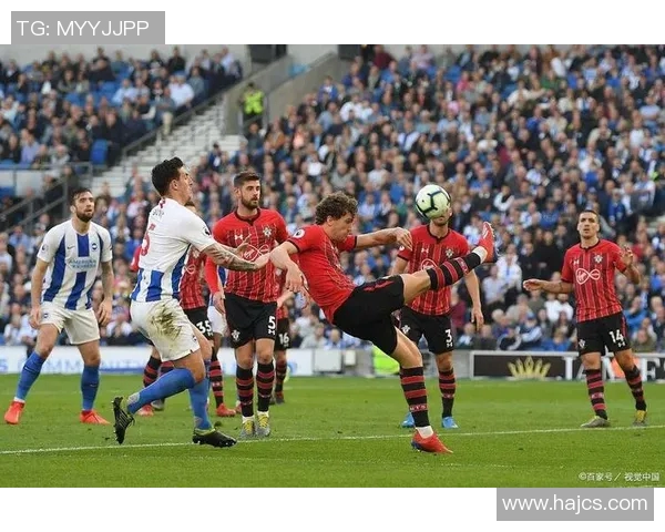 西汉姆联击败切尔西,英超前四席位争夺激烈 西汉姆联击败切尔西,英超前四席位争夺激烈